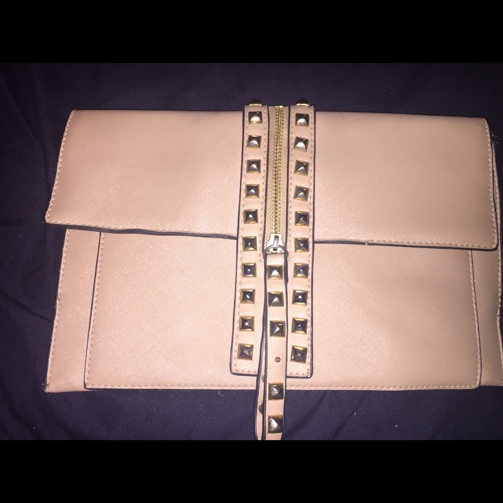 Nude studded clutch